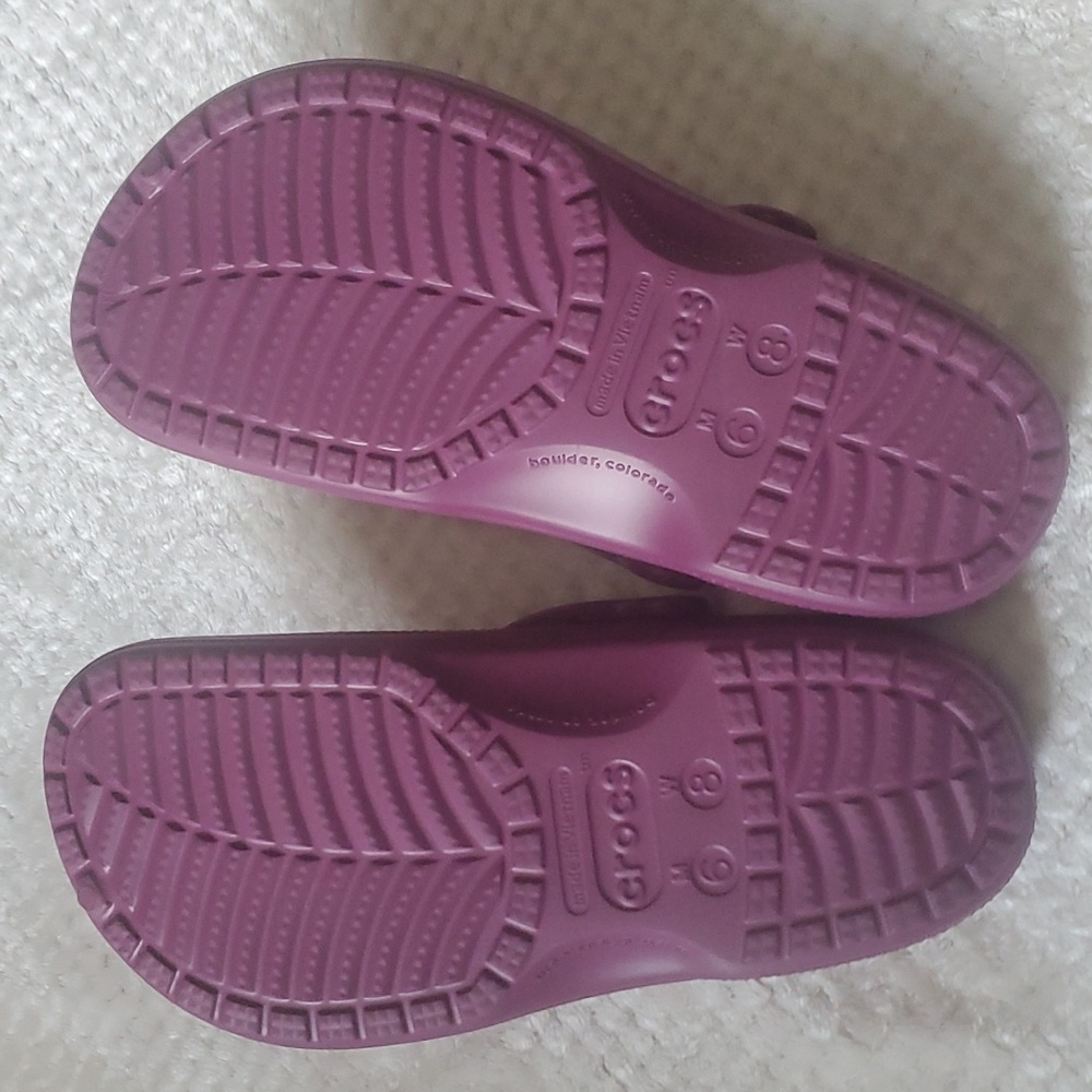 Crocs - Picture 6 of 7
